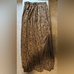 Leopard maxi skirt- medium
